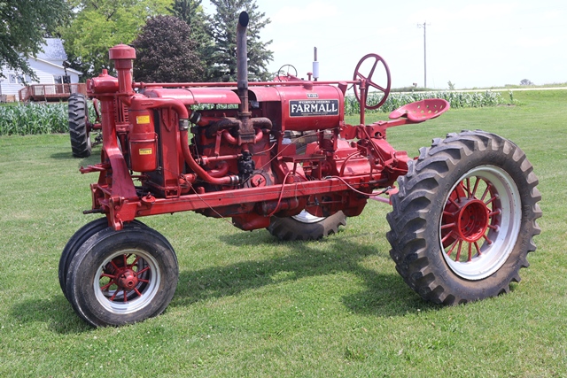 Item Image for Farm Machinery Auction