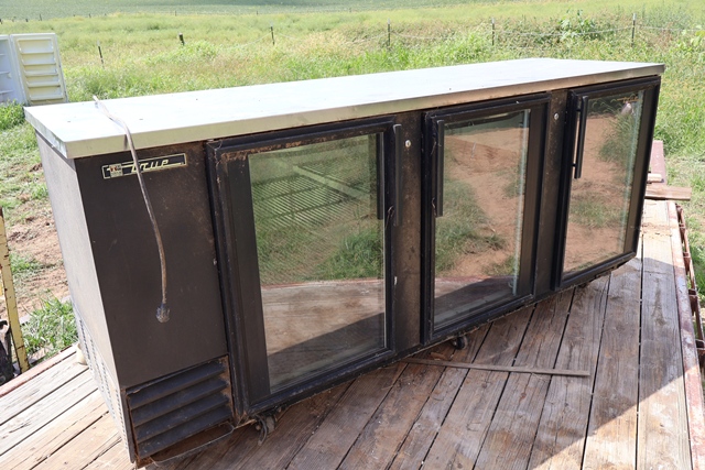Item Image for Feedlot Bar & Grill Online Auction