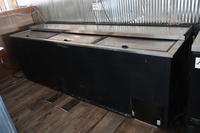Item Image for Feedlot Bar & Grill Online Auction