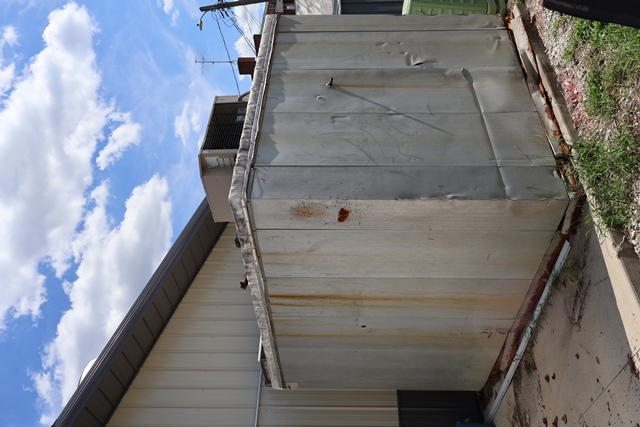 Item Image for Feedlot Bar & Grill Online Auction