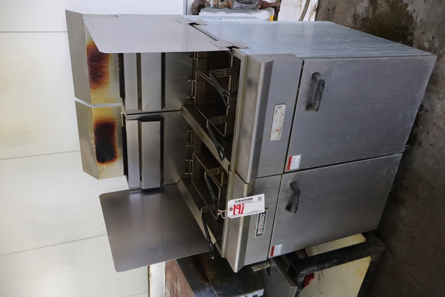 Item Image for Feedlot Bar & Grill Online Auction