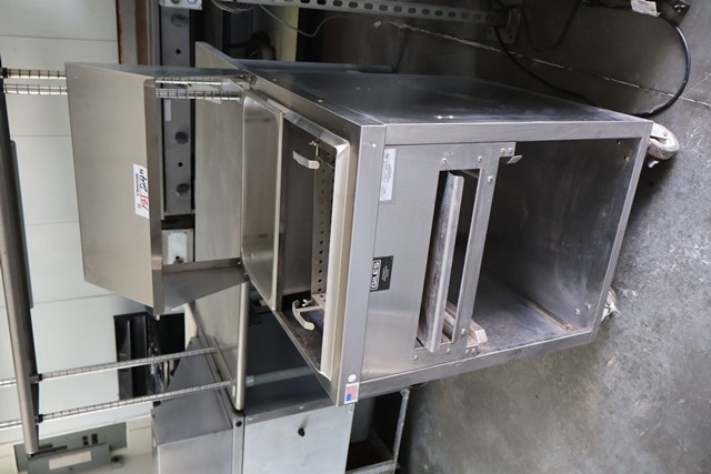 Item Image for Feedlot Bar & Grill Online Auction