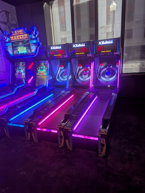 Item Image for 13 Pinball - 30 Arcade & Games of Chance