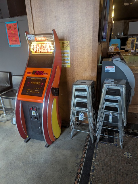 Item Image for 13 Pinball - 30 Arcade & Games of Chance