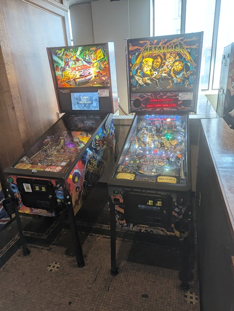 Item Image for 13 Pinball - 30 Arcade & Games of Chance