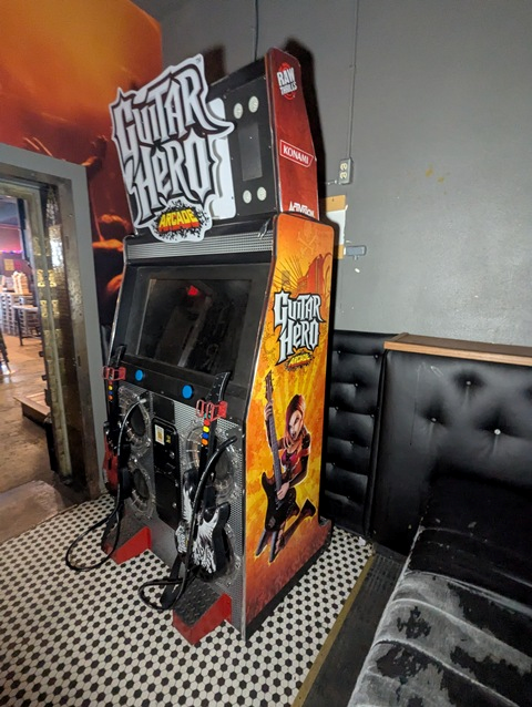 Item Image for 13 Pinball - 30 Arcade & Games of Chance