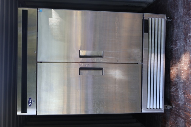 Item Image for 3 to 4 Ice Cream machines - pizza restaurant