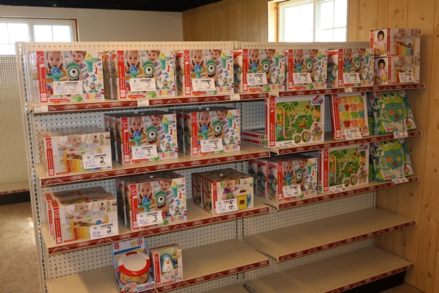 Item Image for This is a massive offering of all new toys!