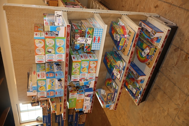 Item Image for This is a massive offering of all new toys!