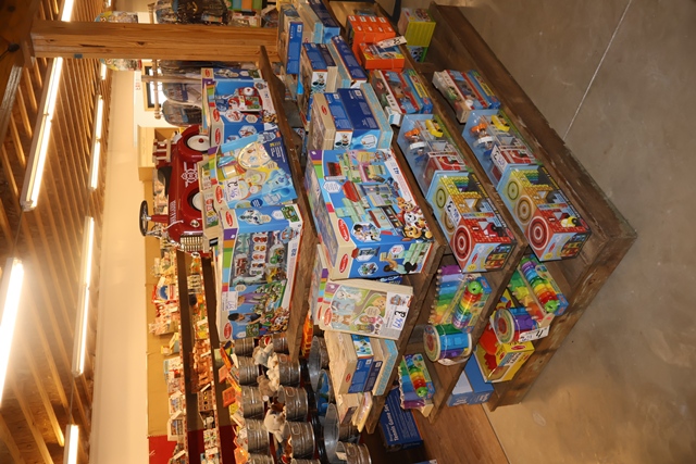 Item Image for This is a massive offering of all new toys!