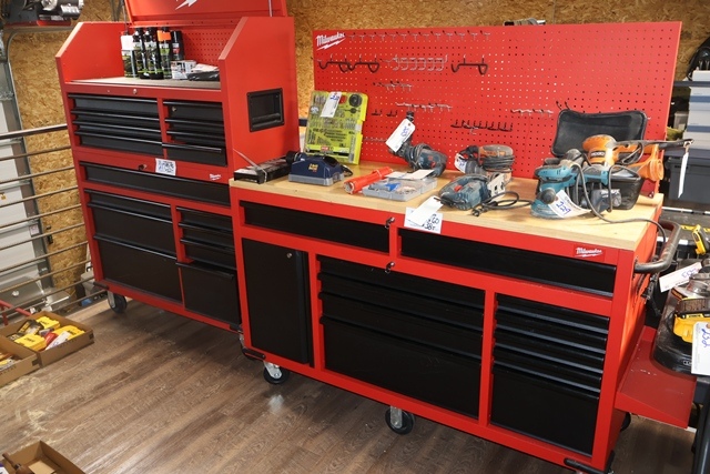 Item Image for Most of this is show room clean equipment