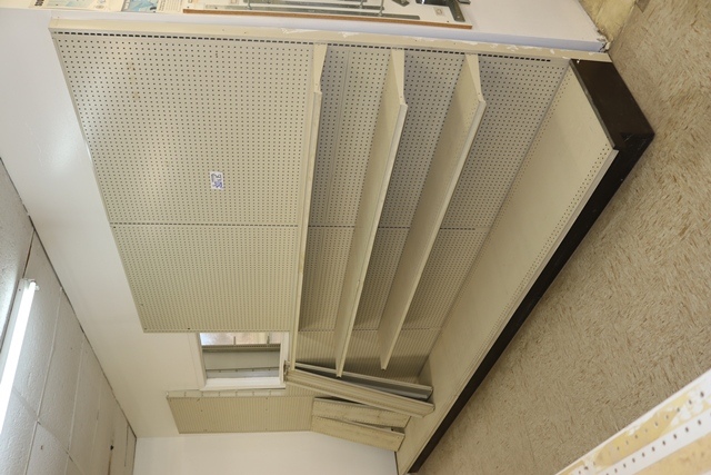 Item Image for Viewing: Tuesday Jan. 13th from 9:00 to 4:00 pm.