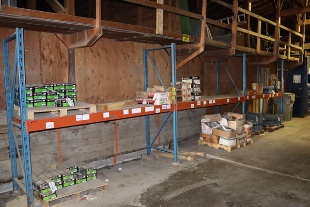 Item Image for Viewing: Tuesday Jan. 13th from 9:00 to 4:00 pm.