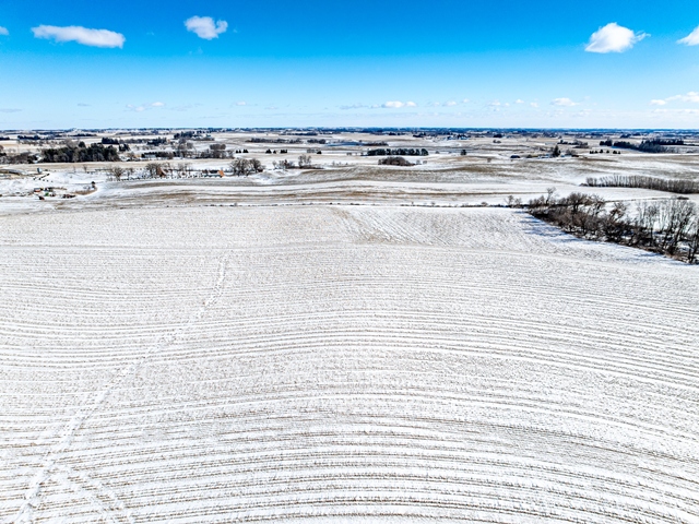 Item Image for ONLINE ONLY - LAND AUCTION