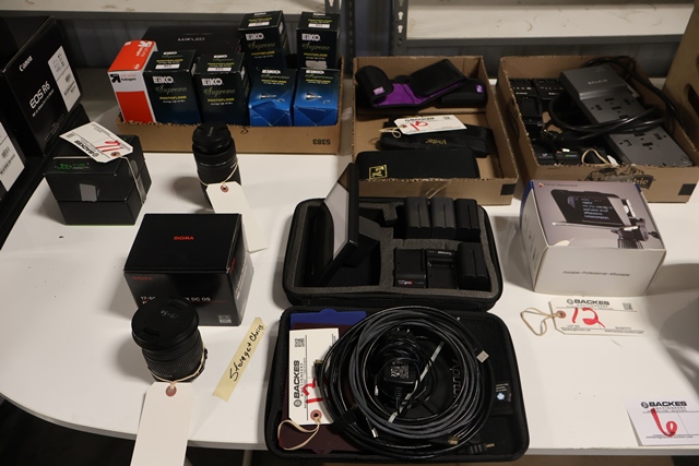 Item Image for Viewing: During normal business hours from 8 to 4:00 pm.