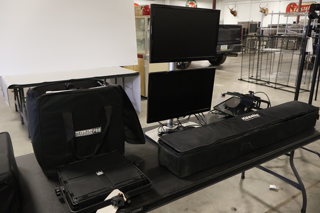 Item Image for Viewing: During normal business hours from 8 to 4:00 pm.