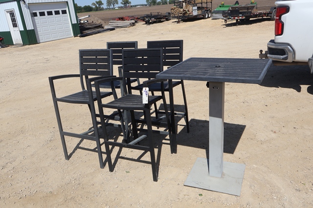 Item Image for Fabulous Pizza & Restaurant Auction