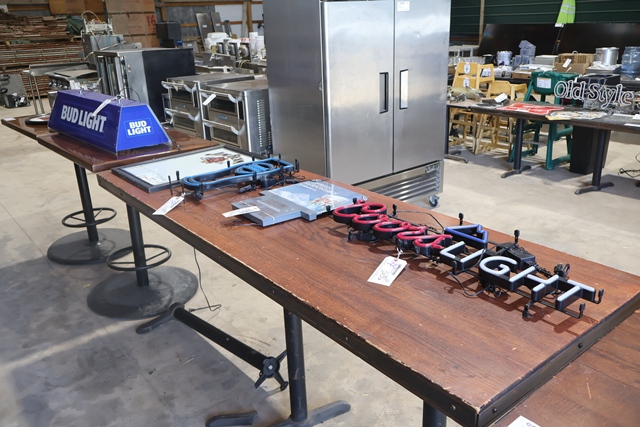 Item Image for Fabulous Pizza & Restaurant Auction