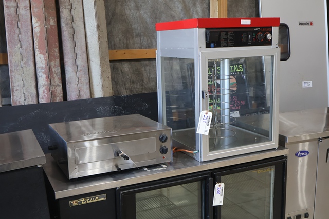 Item Image for Fabulous Pizza & Restaurant Auction