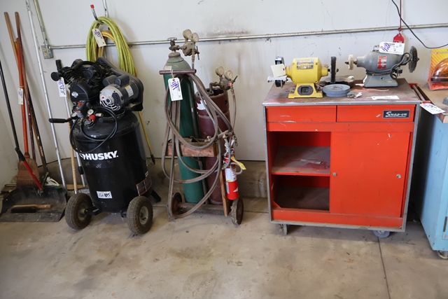 Item Image for Genie Lift - Excavator - Shop Equipment & Tools - Pallet Racking & More