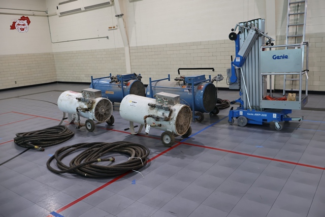 Item Image for Genie Lift - Excavator - Shop Equipment & Tools - Pallet Racking & More