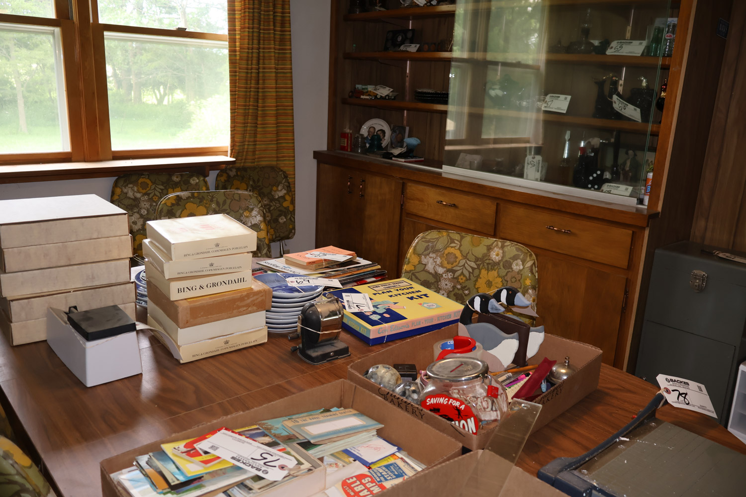 Item Image for Cub Cadet Tractors, Vintage Board Games, Woodowrking & More