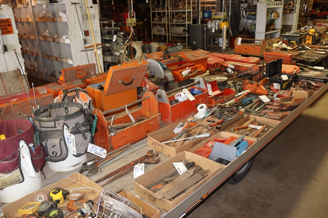 Item Image for 700+ lots to be sold