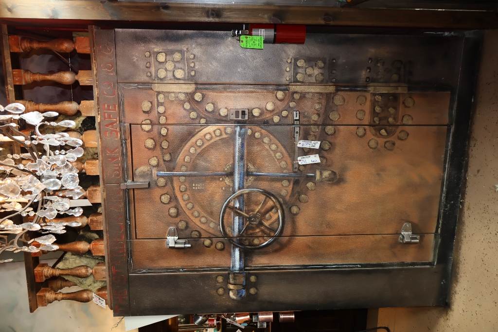 Item Image for Great Lineup with Fabulous Front Bar