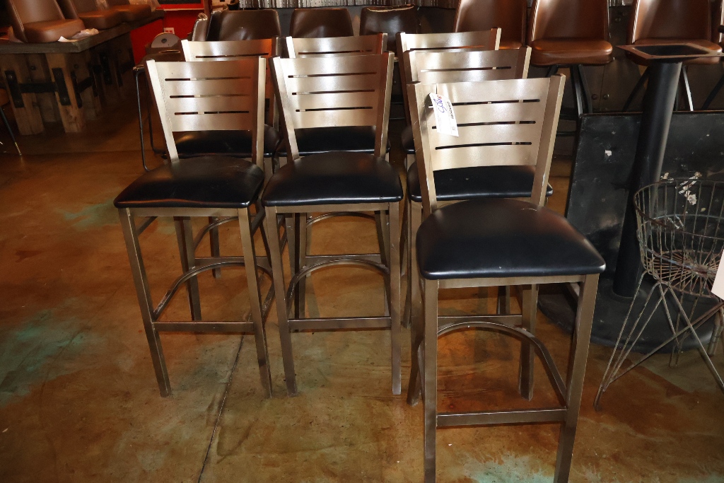 Item Image for Great Lineup with Fabulous Front Bar