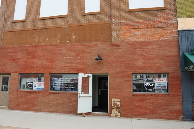 Item Image for Back Country Winery - Stratford, IA & The Well - Nevada, IA