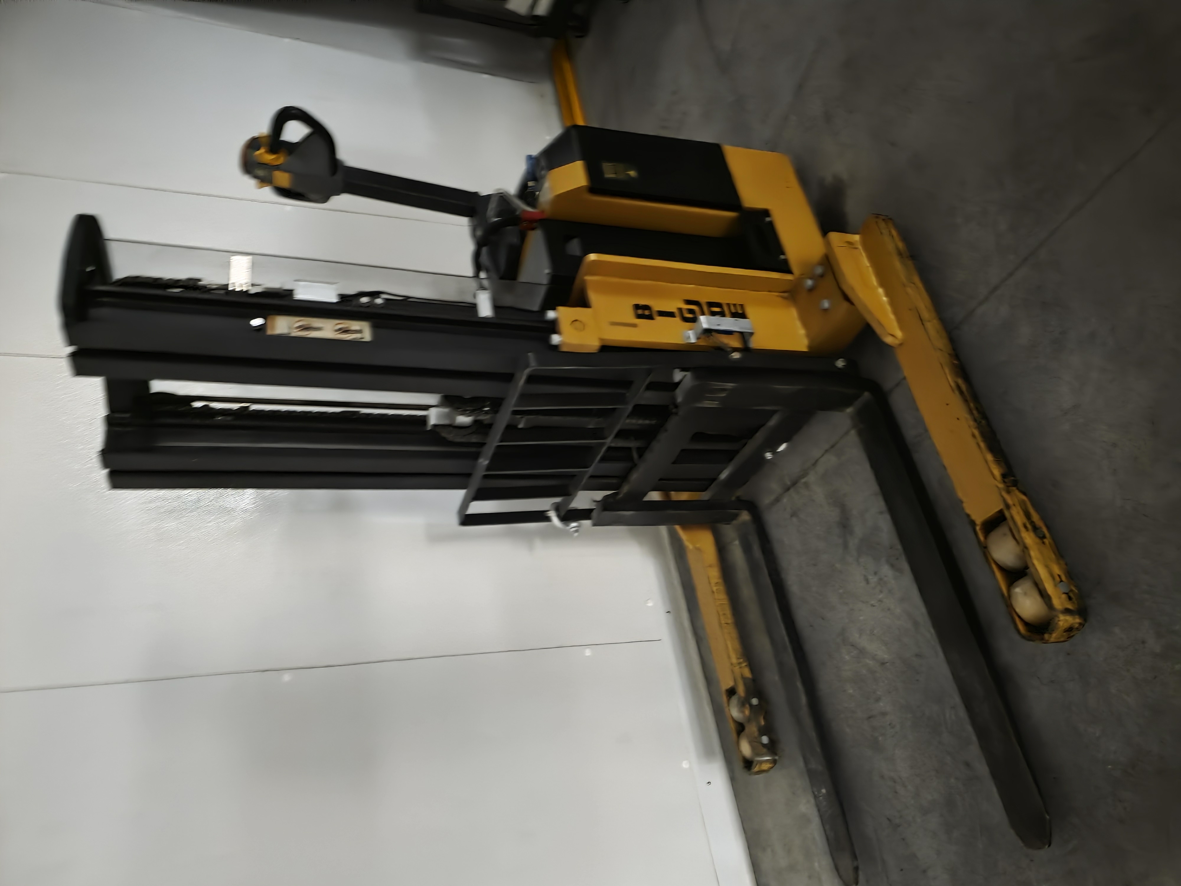Item Image for 30/40 bbl equipment - Walk In - Grill Line