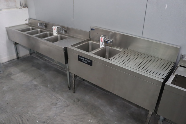 Item Image for 30/40 bbl equipment - Walk In - Grill Line