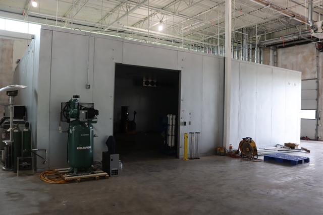 Item Image for 30/40 bbl equipment - Walk In - Grill Line