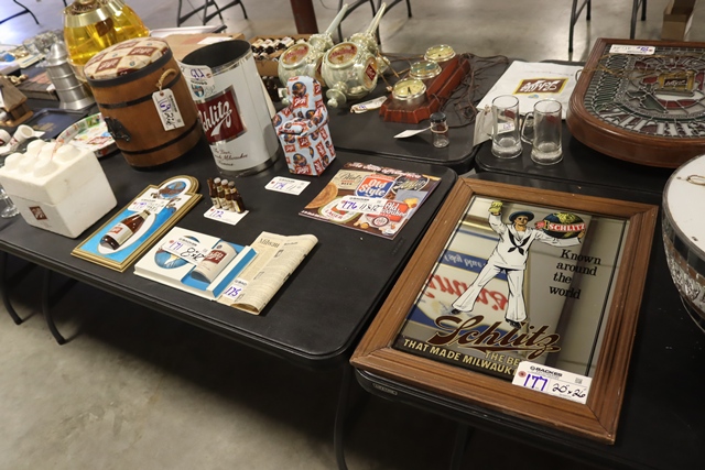 Item Image for Amazing offering of vintage Schlitz signs
