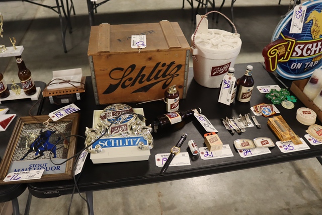 Item Image for Amazing offering of vintage Schlitz signs