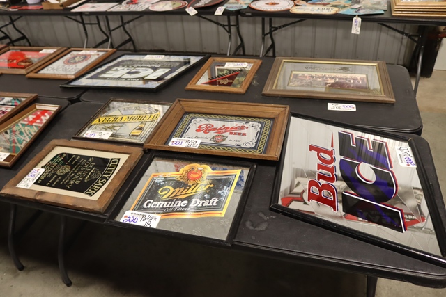 Item Image for Amazing offering of vintage Schlitz signs