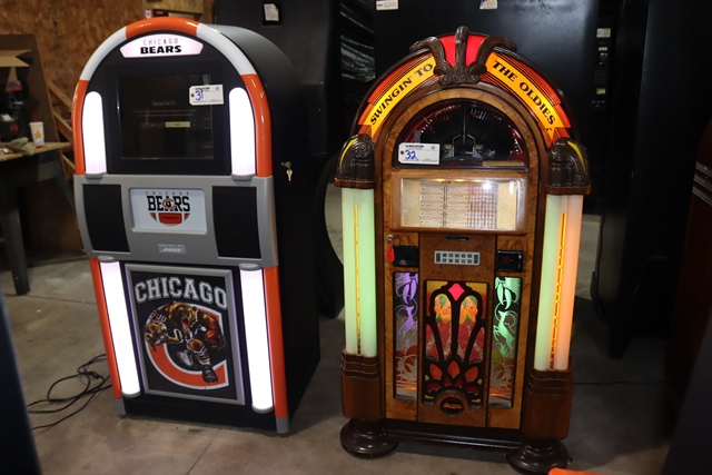 Item Image for Along with Vending, Pinball, Dart Boards, & Vintage Games