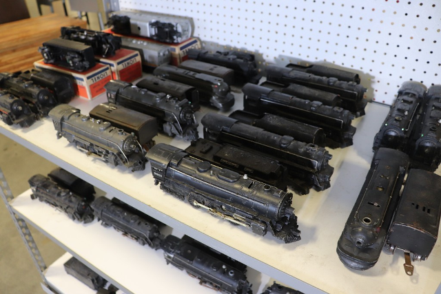 Model train auctions near hot sale me