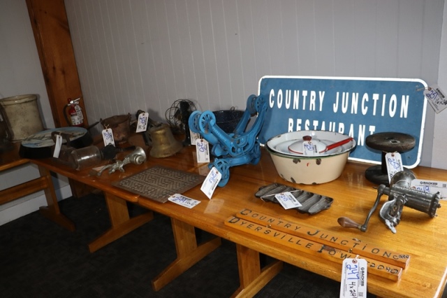 Item Image for Selling just the antiques and collectibles