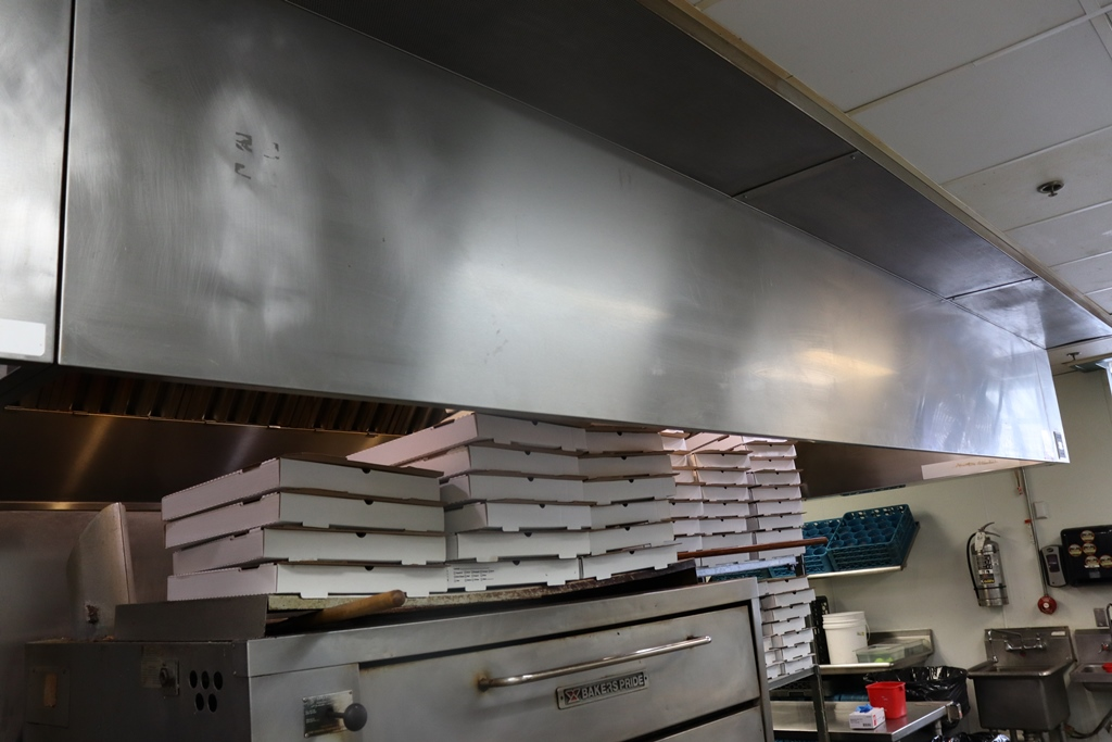 Item Image for Pizza - Decor - Bar & Restaurant Online Auction