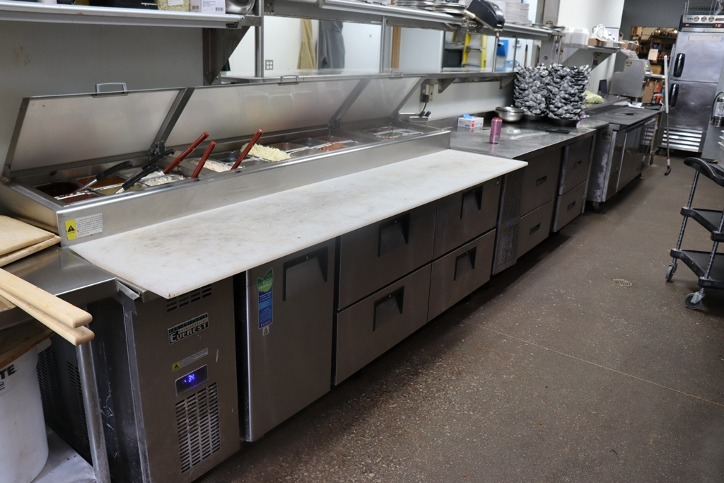 Item Image for Pizza - Decor - Bar & Restaurant Online Auction