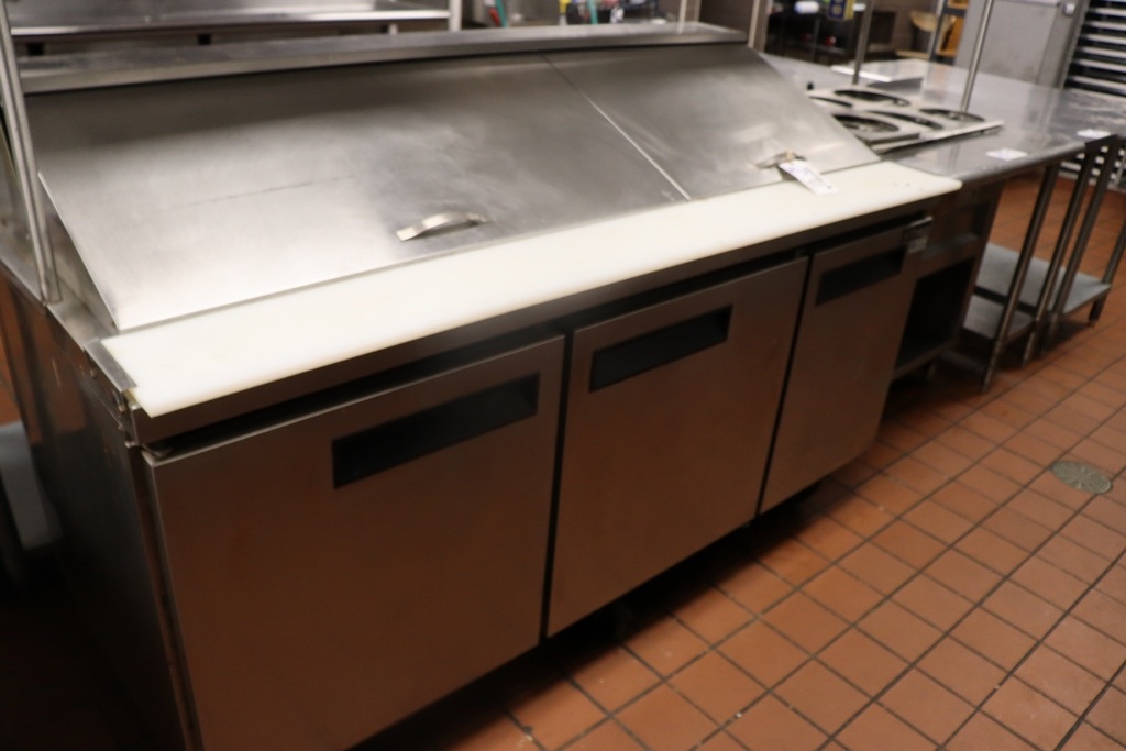 Item Image for Restaurant, Bar and Decor Online Auction