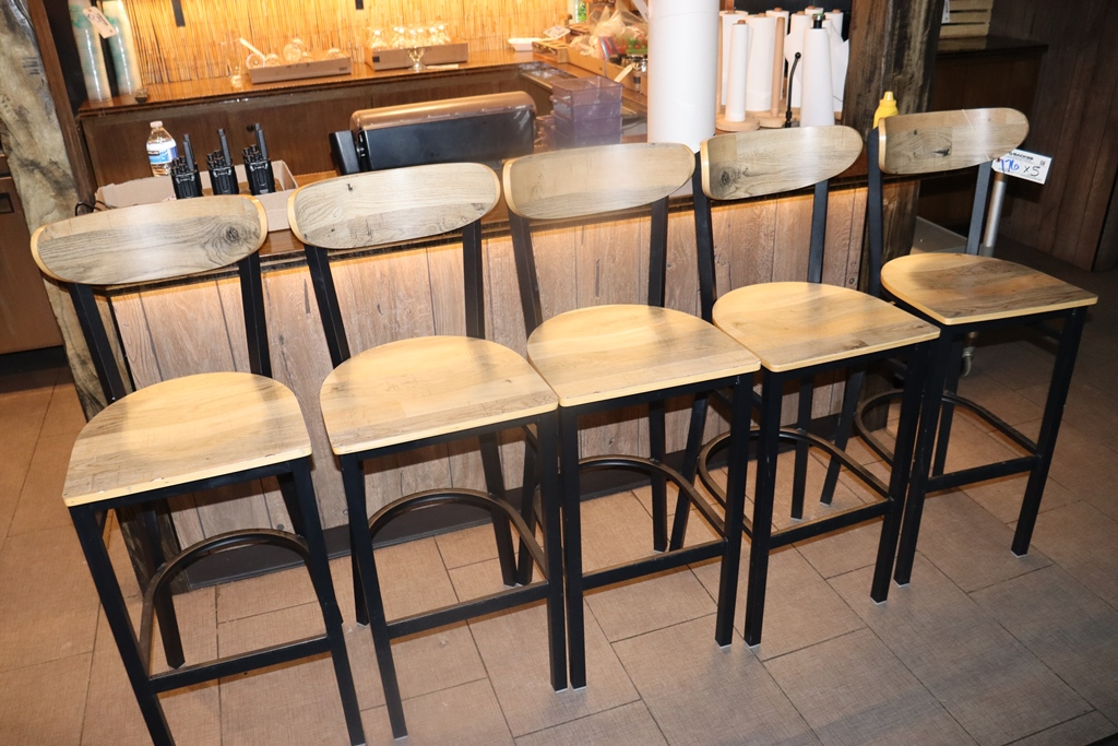 Item Image for Restaurant, Bar and Decor Online Auction