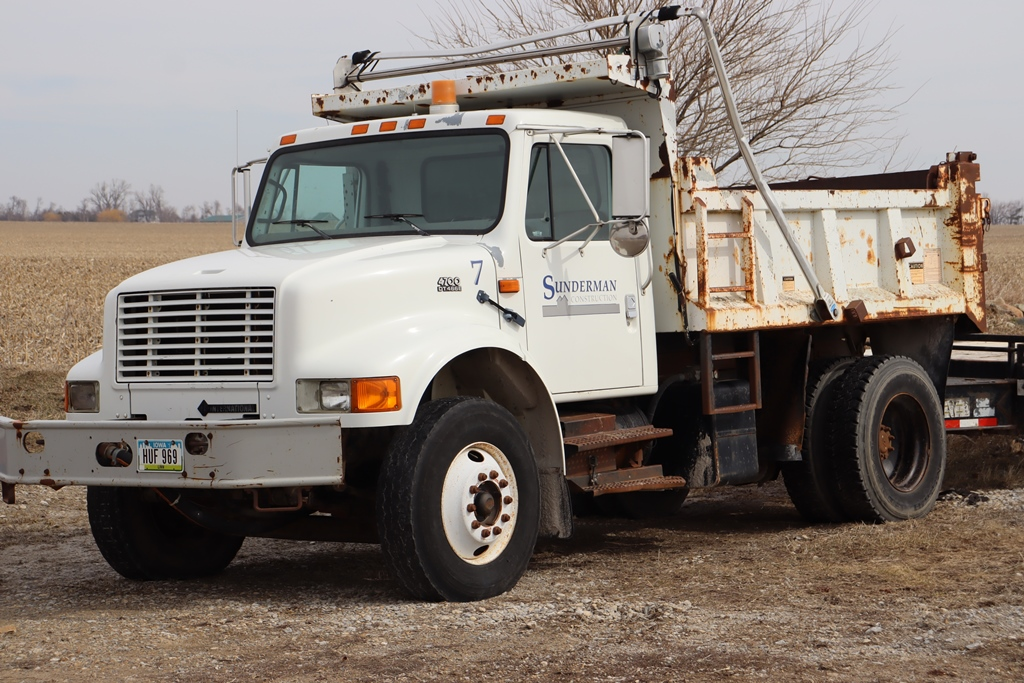 Item Image for Dump Truck, flat, enclosed and dump trailers