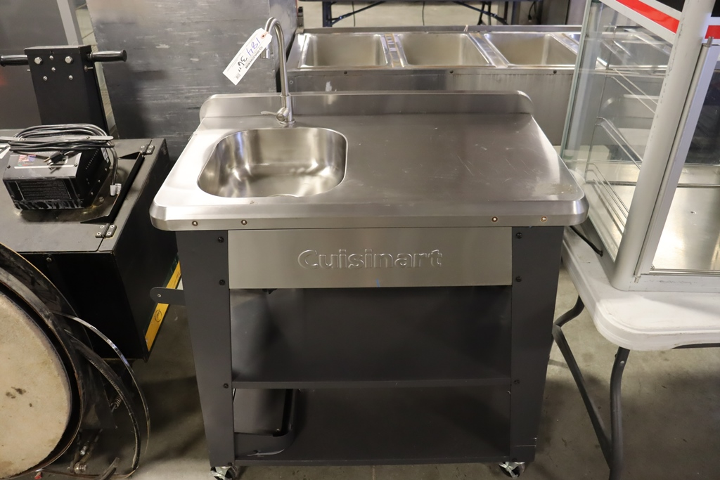 Broaster 1800 Pressure Fryer W/Giles Ventless Hood