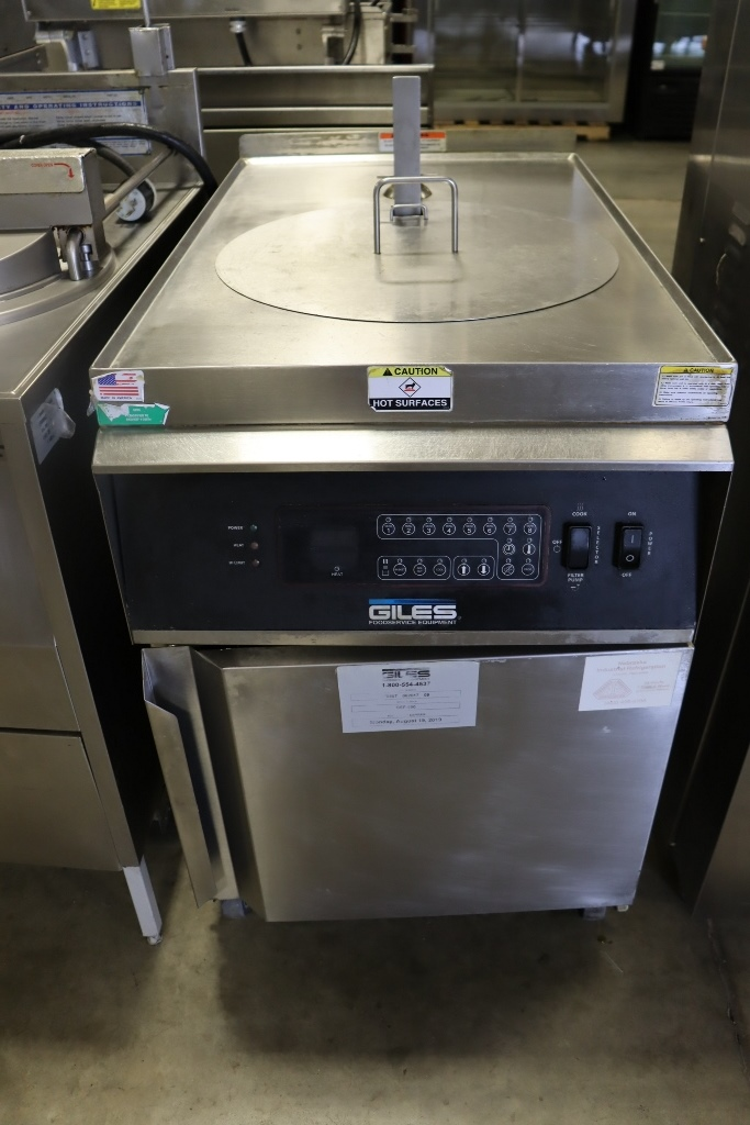 Item Image for Take note of this one! Not as large but some excellent equipment!