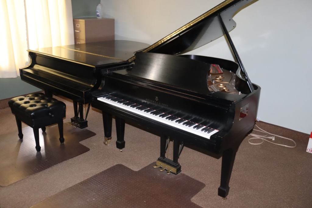 Item Image for PEO Memorial Building - Chapel - Music Building - Library