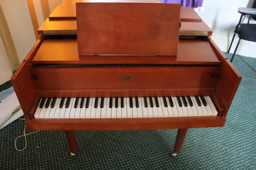 Item Image for PEO Memorial Building - Chapel - Music Building - Library