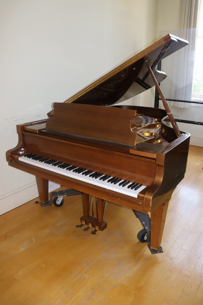 Item Image for PEO Memorial Building - Chapel - Music Building - Library