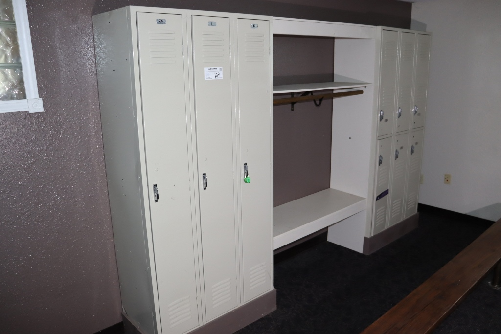 Item Image for Shop - Vehicles - Old Gym/Baseball/Football Lockers - 2005 Dormitory